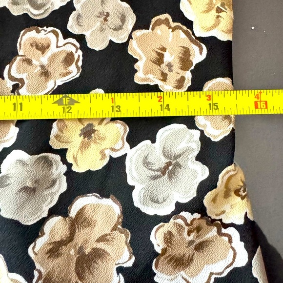 Floral midi semi sheer dress - Picture 6 of 7